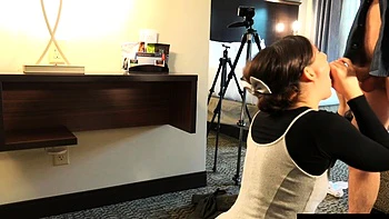 Teen close up fuck xxx housewife cumshot