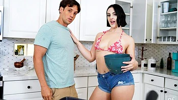 Short-haired brunette Lucy Lotus nicely impaled in the doggy style