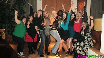 Jenna and Noelani are enjoying kissing and fucking in the kitchen