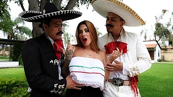 Sweet outdoor fuck with a big-boobed beauty Sara Blonde