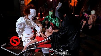 Sexy redhead chick Mariana Martix likes getting fucked from behind