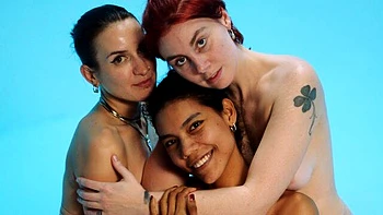 Miss Flora and Muriel La Roja are fucking with a big strapon