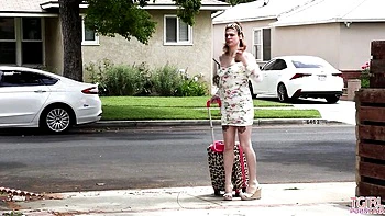 Lissome Ariel Demure - dildo action - Grooby Girls