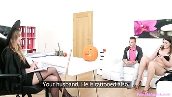 Curvy sex with steamy Vanny Ully from Fakehub