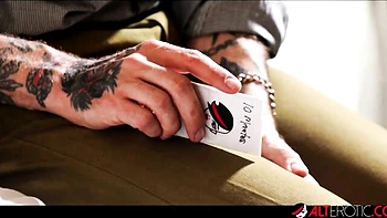 Big ass porn with attractive kitten from AltErotic