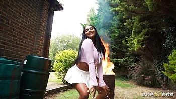 Delightful Yasmina Khan at straight hair movie