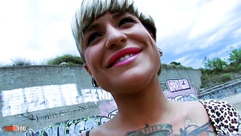 Watch bendy Baby Reed and Terry Kemaco's action