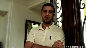 Brazzers Exxtra - blowjob clip