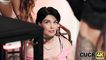 Endearing Federika's natural tits porn