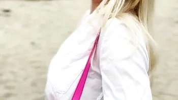 Sensual Slimthick Vic - hd action - Mr Lucky Life