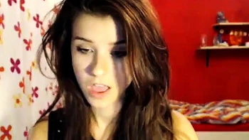 Amateur Webcam Chick Masturbates On Webcam More at