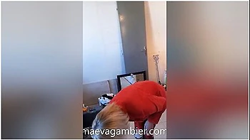 She Gets Fucked In The Apartment Under Construction By A Worker To Rent It