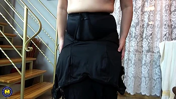 Classy Mature Jenny Shows off Her Big Ass & Plays with Her Pussy