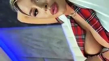 Big boob brunette masturbates on webcam