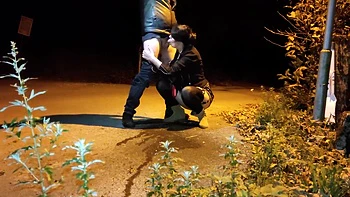 Horny Milf Gives Passionate Rimjob On A Public