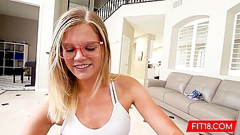 52 Kg Petite Teen 18+ Stunner From Utah Poved In Casting