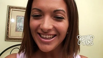 Brunette teen: Blowjob, Doggy  Amateur Porn