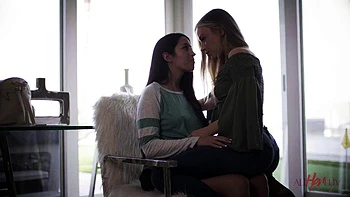 Sfbdgndvngd: Licking, Brunette  Pornhub Porn