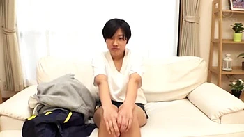 00926,Erotic woman who feels and writhes