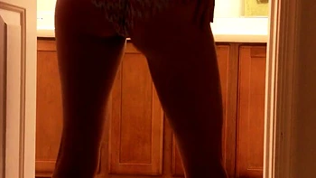 Nice amateur ass in black and white panties