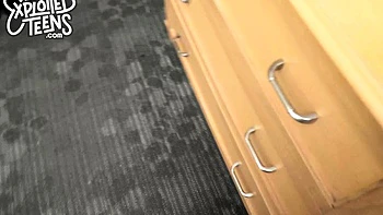 Big ass amateur teen booty babe sucking and fucking