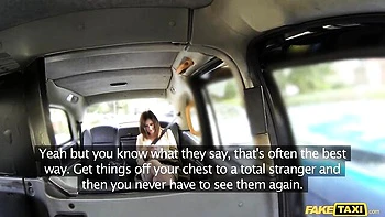 Hypnotic Anna's long legs dirt