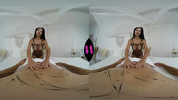 Oil Sexual Massage With The Beautiful Paula