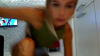 Blonde webcam chat: Amateur  Fansly Porn