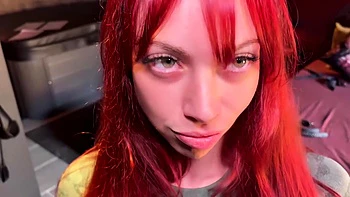 Vittoria invites Irina into her fantasy... - Jacquie et Michel TV