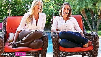 Gorgeous Brunette Babe Gets Her Pussy Devoured