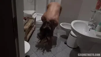 Me follo a una agente rusa