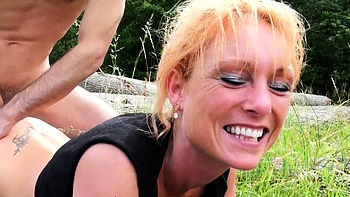 Big ass amateur blonde fucking POV in public