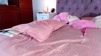 Brunette amateur homemade webcam ass