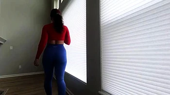 AvanelleJules - Walking and on all fours