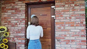 Lee Ye-jin Exceptionally Delicious Neighborhood Housewives 2025 Korean