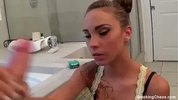 Sasha Foxxx Smoking Handjob