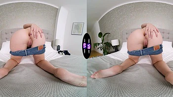 Young hungarian model Brill Angel shows her natural beauty