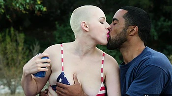 Stallion Strong and Riley Nixon enjoy a steamy outdoor encounter.