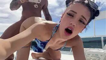 Horny little slut give sloppy blow job and hardcore amateur fucking on a boat