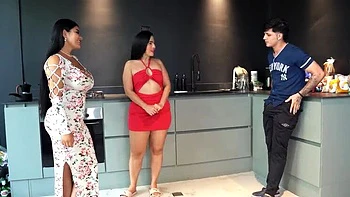 Colombian MILF Housekeeper With Huge Ass Fucks Me While Mom Is Away - Big Cock Doggystyle & Blowjob