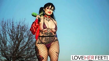 Cosplay sex with cover-girl Jewelz Blu from Love Her Feet