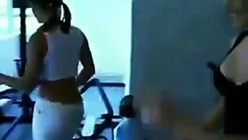 Horny lesbian seduces nervous first time trainer: Amateur  Xnxx Porn