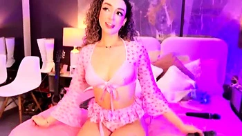 Pink pussy busty babe solo toy vibration during masturbation