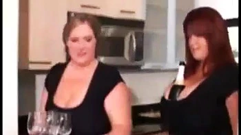 BBW Foursome at Work: Blowjob, Missonary  Amateur Porn