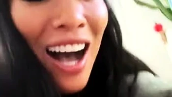 Amateur hottie solo masturbation