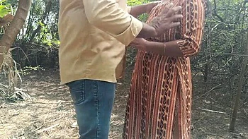 Indian College Student Outdoor Doggy Fuck with Teacher - Hot Tamil Mallu Girl Sex