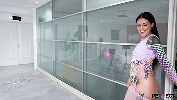 Watch skillful Morea Black's action