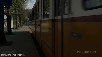 Namorada húngara morena latina fudendo