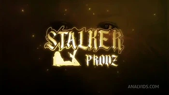 Treino anal com Kaira Love, Lenna De Ross e Bella Angel