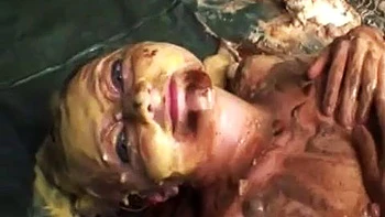 Fetiche bunda grande sentada no bolo